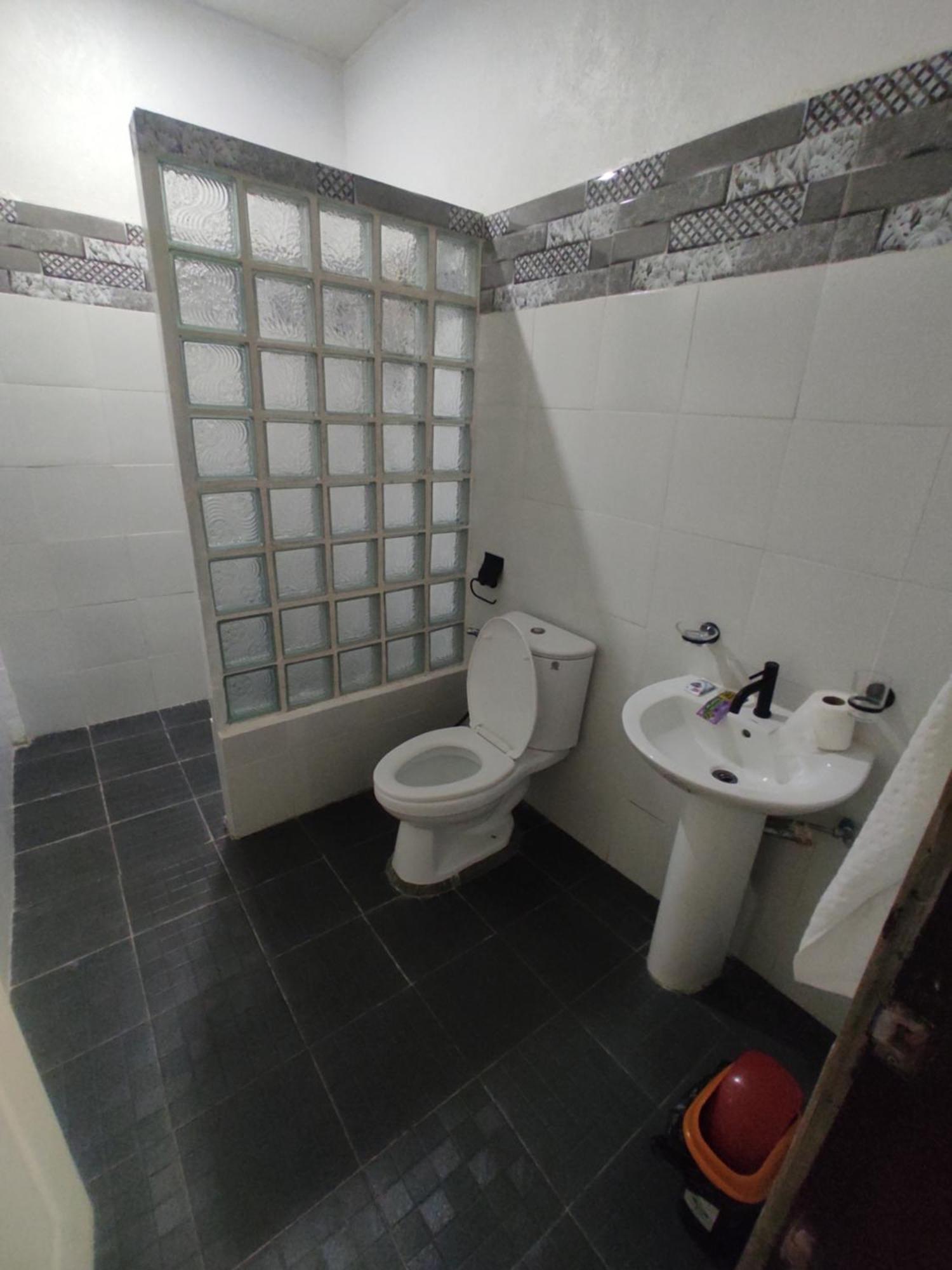 Apoestin Homestay Сікіхор Екстер'єр фото